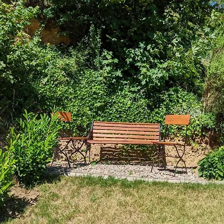 Manoury Am Klosterbrunnen