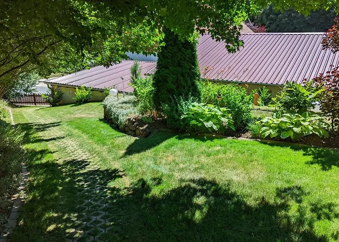 Manoury Am Klosterbrunnen *